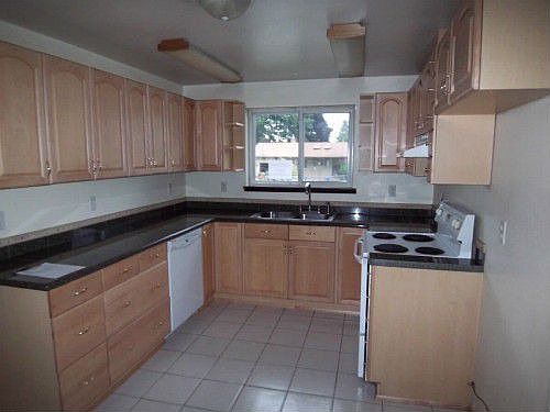 4th image of 2974 SE Joyce Ct