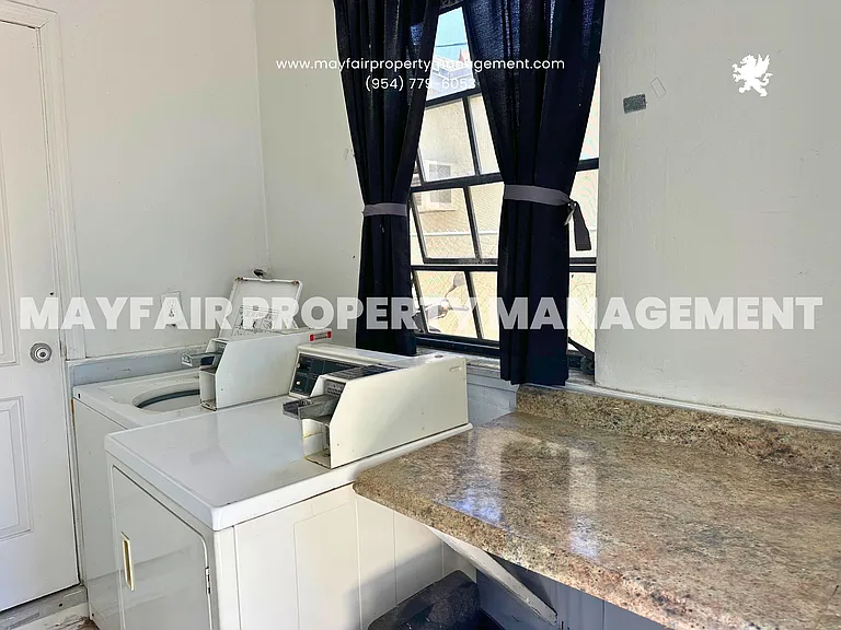 304 2nd Ave S #5 — Photo 16