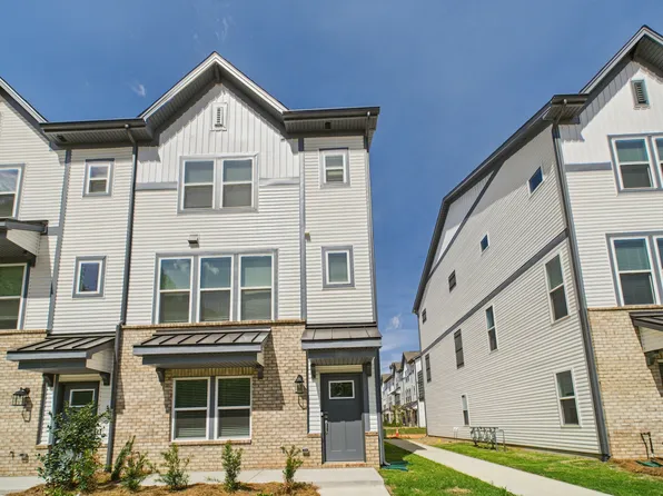 1623 Blanche St, Charlotte, NC 28262