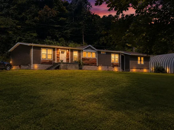 209 Indian Creek Hollow Rd, Whitesburg, KY 41858