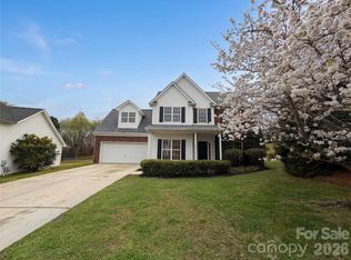 11037 Wyndham Pointe Dr, Charlotte, NC 28213