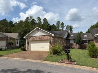 229 Hillsboro Cir, Florence, AL 35630