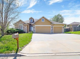 804 Locharno Dr, Manhattan, KS 66503