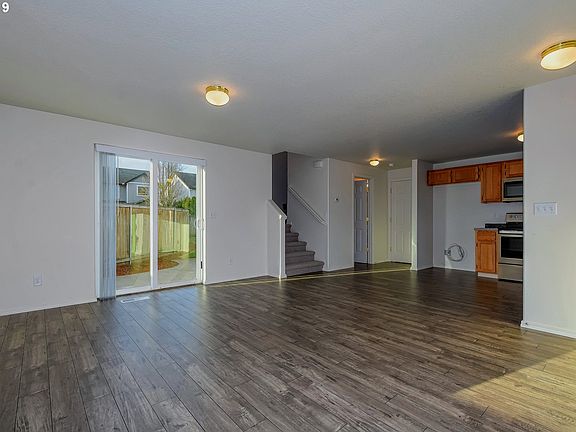 5th image of 13819 NE 65th St