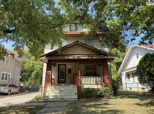318 E 13th Ave, Hutchinson, KS 67501