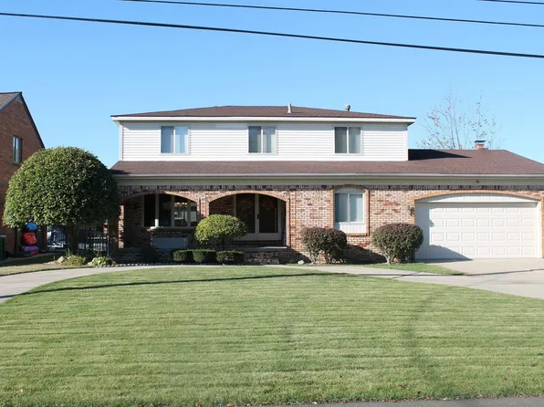 41303 Clairpointe St, Harrison Township, MI 48045