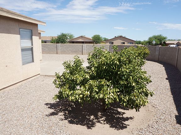 5th image of 1684 W Summer Dawn Dr