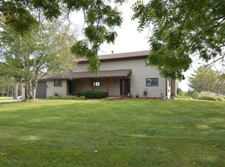 1890 County Rd W, Stoughton, WI 53589