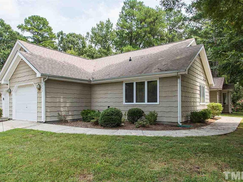 1st image of 4211 Pin Oak Dr