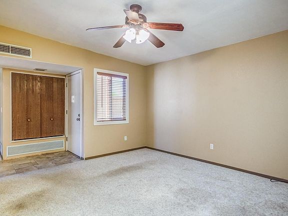 3rd image of 2950 W Verona Pl
