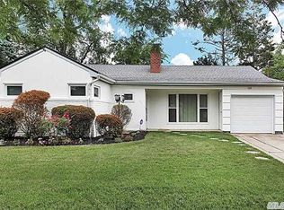 339 Lena Ave, Freeport, NY 11520