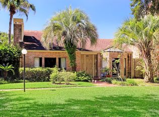 2704 Glen Haven Blvd, Houston, TX 77025