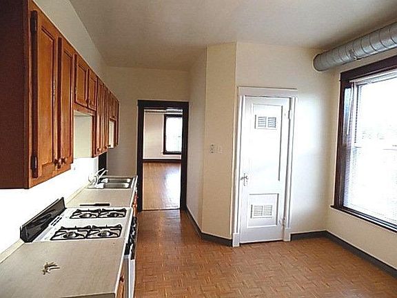 2nd image of 3056 W Diversey Ave #3