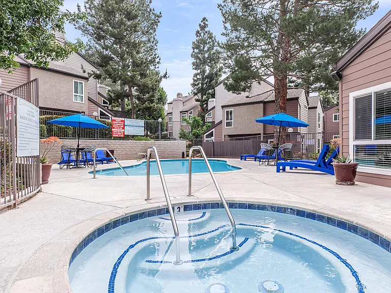 Canyon Crest Views — Photo 12