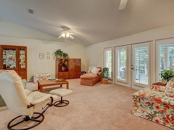 5th image of 1443 Bent Oaks Blvd