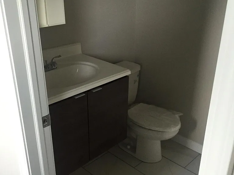 1408 6th Ave #7 — Photo 9