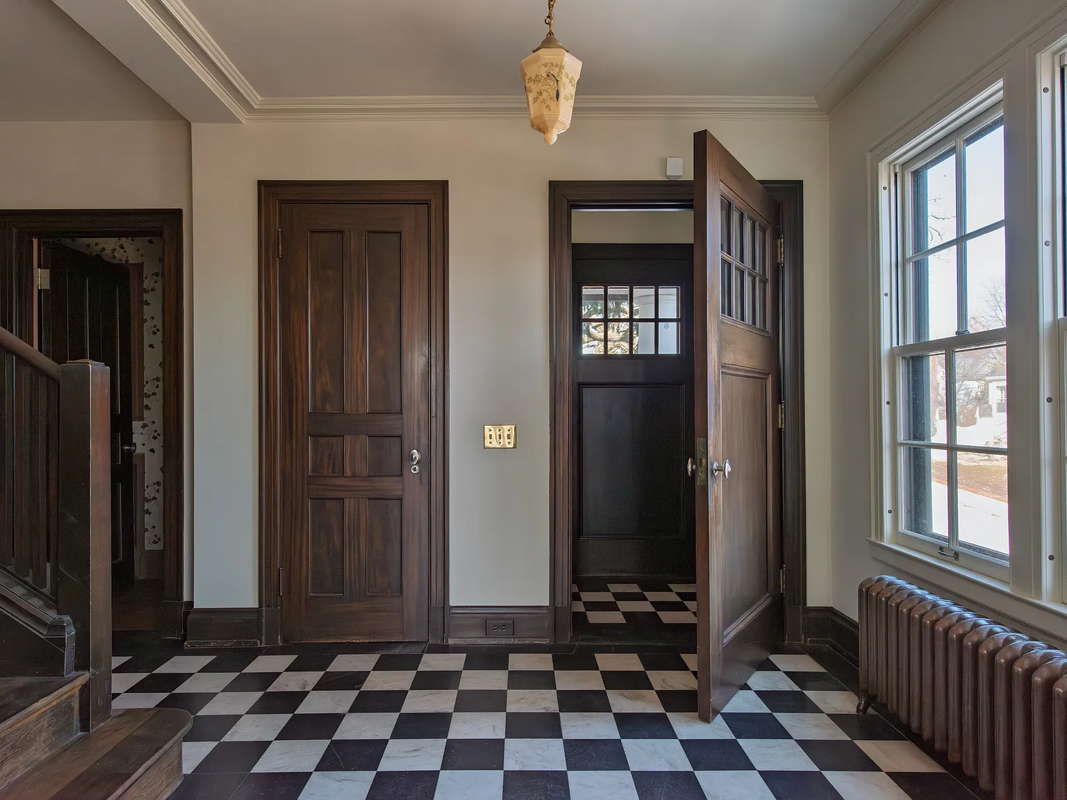 5 bed, 3332 sqft, $6,950 — Photo 4