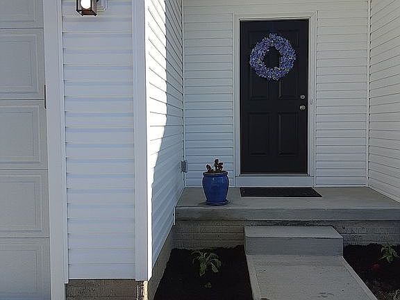 3rd image of 3929 Murdock Dr