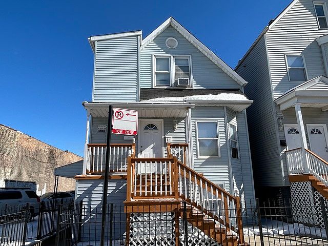 1st image of 3045 N Kedzie Ave #1
