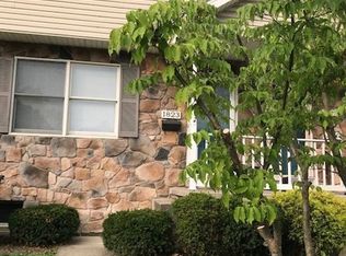 1823 Lakeside Dr, Middletown, PA 17057