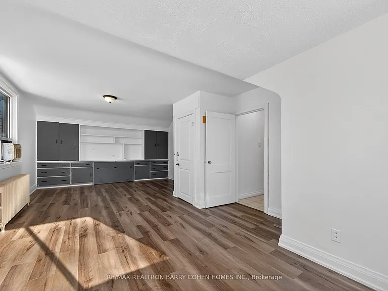 17 Southbourne Ave #UPPER — Photo 4