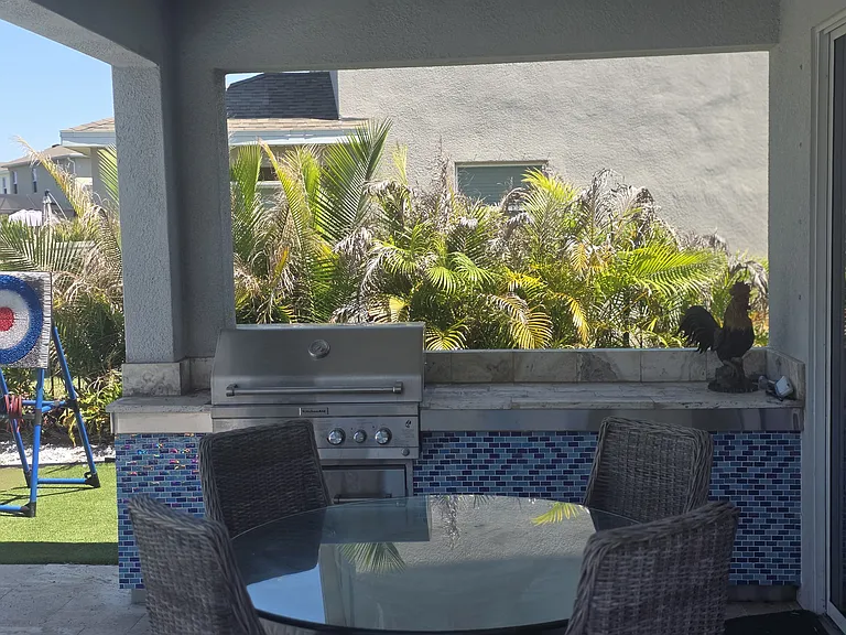 16457 Woodside Gln — Photo 9
