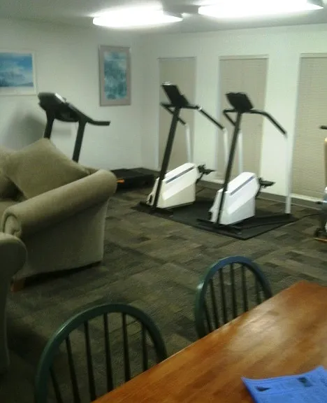 526 Caribou Dr #D — Photo 2