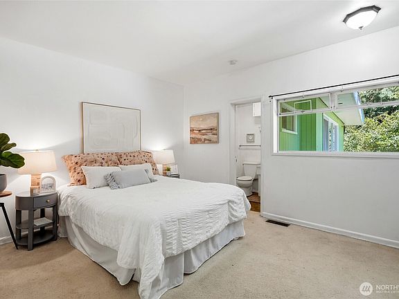 4th image of 17056 26th Avenue NE