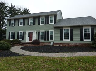 542 Penn Manor Dr, Newark, DE 19711