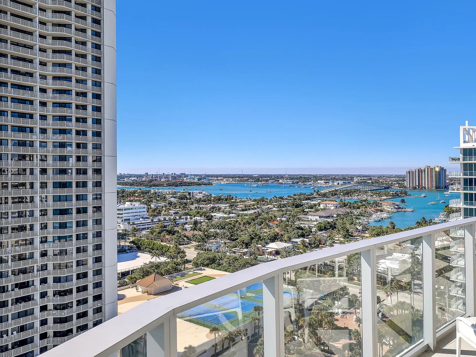 2 bed, 2.5 bath, 1565 sqft, $25,000 — Photo 4