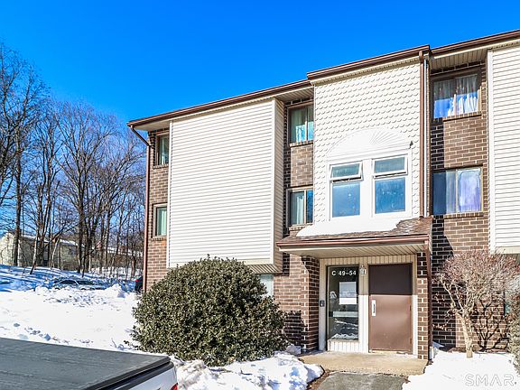 3rd image of 7 Padanaram Road #C53