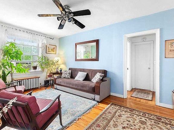 3rd image of 51-10 30th Ave #G6b