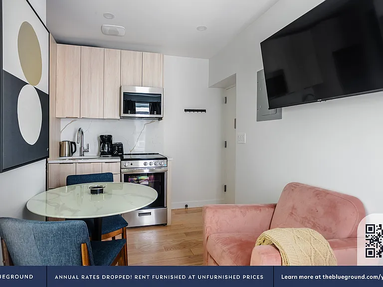161 Prince St #7 — Photo 3