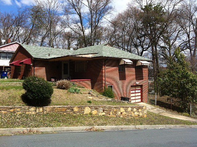 2nd image of 715 Haywood St