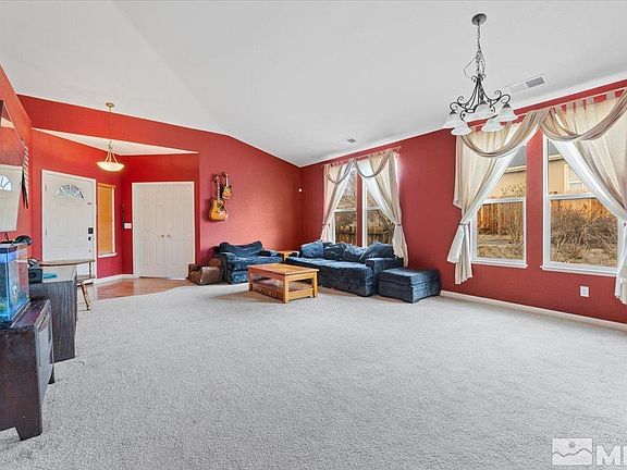 3rd image of 1098 Hallertau Dr