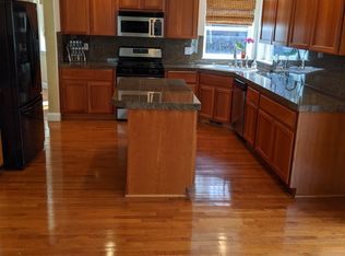 351 NE 58th Pl, Hillsboro, OR 97124