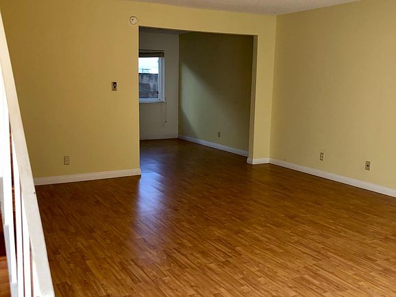 4th image of 23833 Audrey Ave APT C