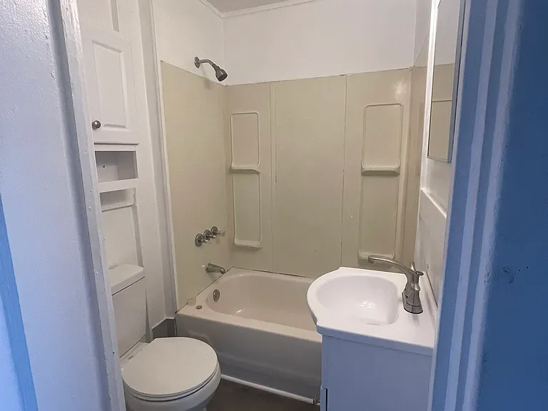 212 Cornell Dr SE #B — Photo 6