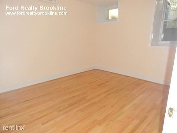 landlord_unit_photo_1066934_17