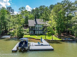 975 N Rdg, Alexander City, AL 35010