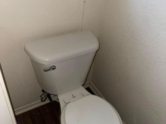 4th image of 4300 Deek Dr APT C