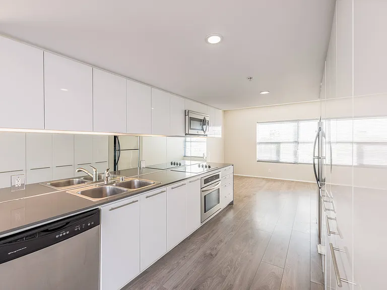 Loft2015 Apartments — Photo 34