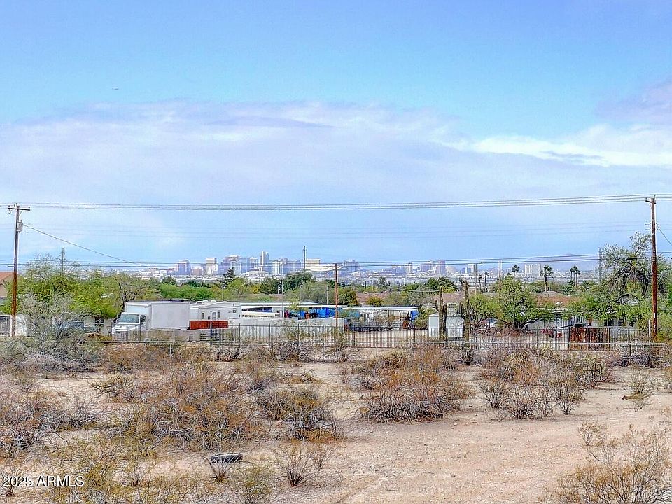 1st image of 2212 E SOUTH MOUNTAIN Avenue #5