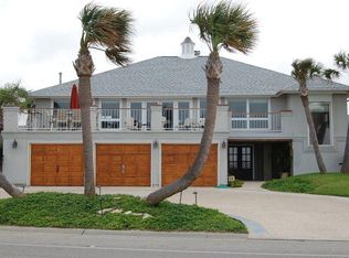 1907 Bay Shore Dr, Rockport, TX 78382