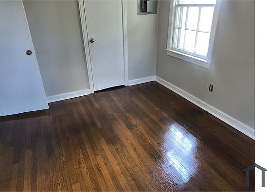 5th image of 213 Flint Dr