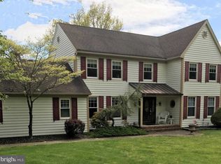 2 Van Nostrand Ct, Robbinsville, NJ 08691
