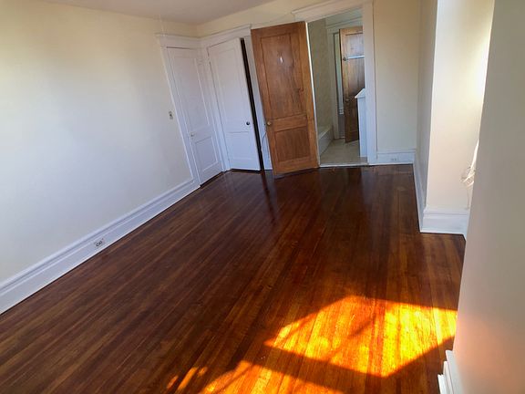 4th image of 16 Park Ave Floor 2