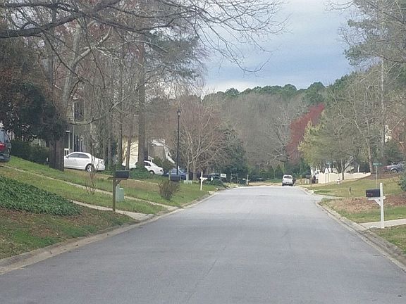 4th image of 1885 Meadowchase Ct