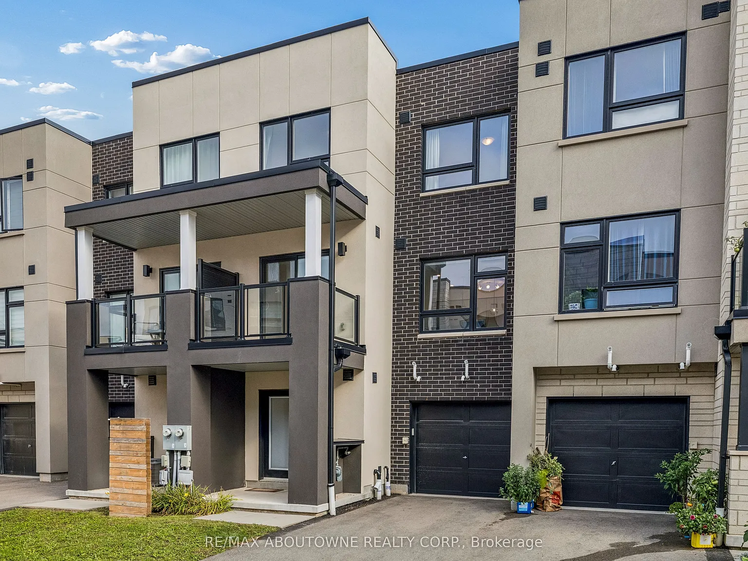 2 bed, $3,100 — Photo 2