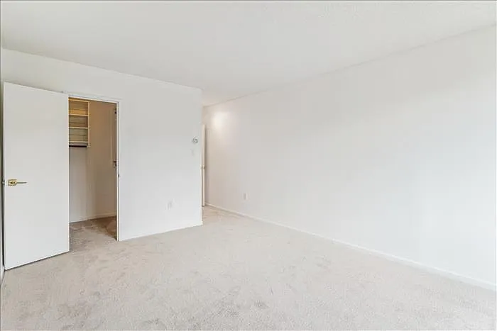 2555 Pennsylvania Ave NW #816 — Photo 27